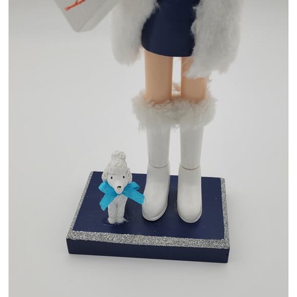 Marshalls Nutcracker Shopping Girl Christmas Figurine with Dog Sydney 2024 - Picture 3 of 16